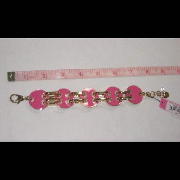Betsey Johnson Fuchsia Circle Link Bracelet - Picture 2 of 7